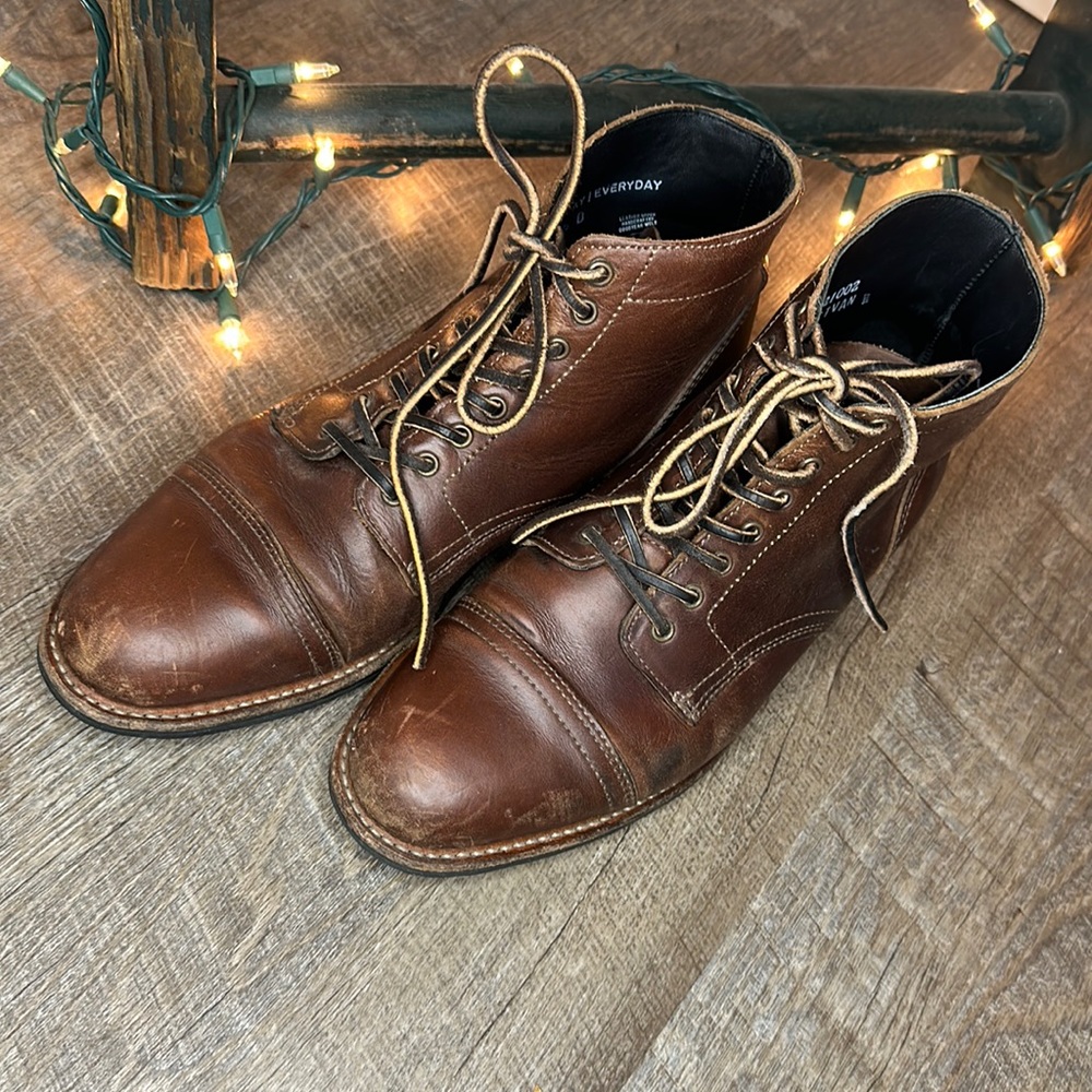 Men’s thursday everyday chukka boots 9.5D